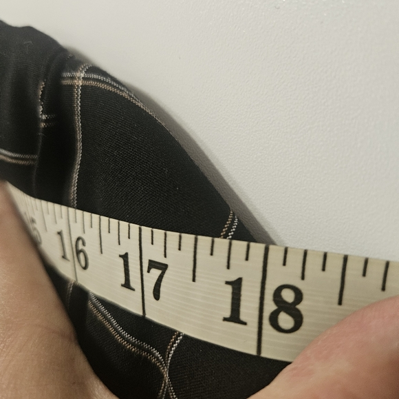 Liz Claiborne Womes jacket size 16. - Picture 7 of 13